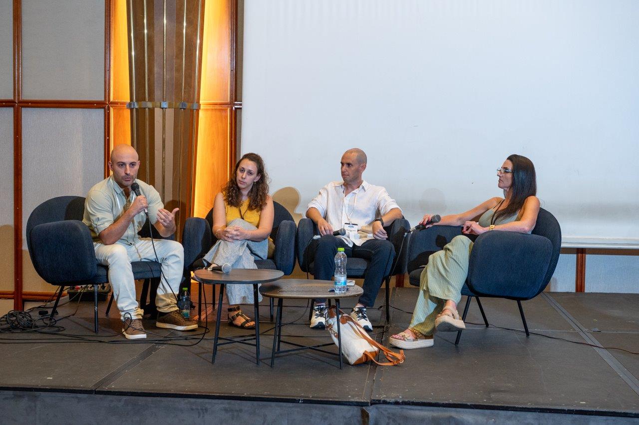 MBA alumni discussing leadership and business education at MBAFair Tel Aviv 2025 MBAFair Tel Aviv Alumni Leadership Panel 2025